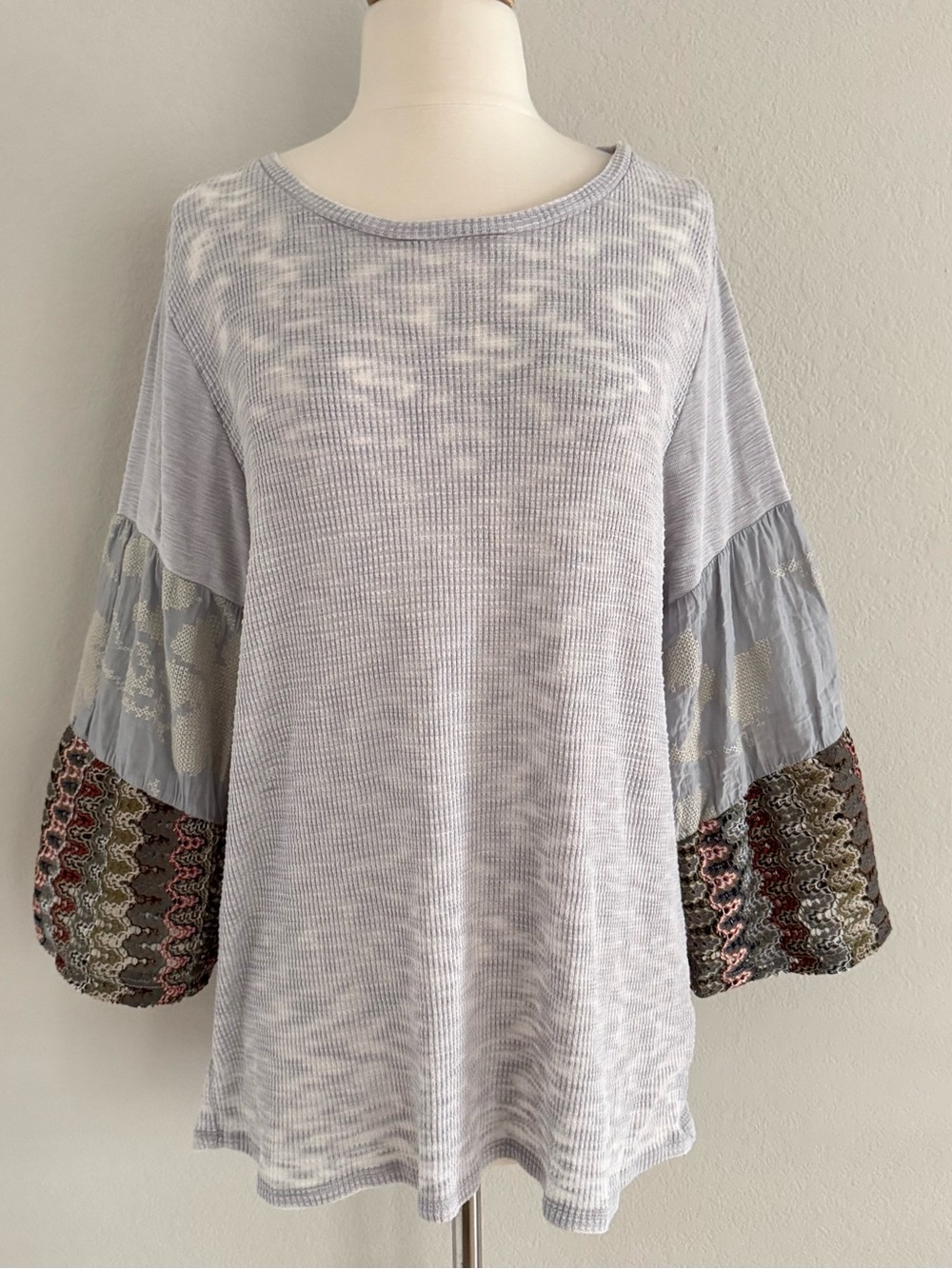 Women's Dylan Tunic Top Flared Sleeve Gray Size Large